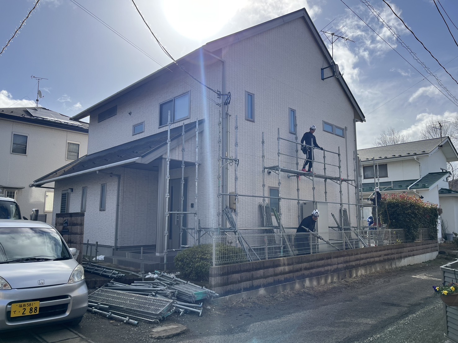 福島市S様邸塗装工事を開始しました！ 02
