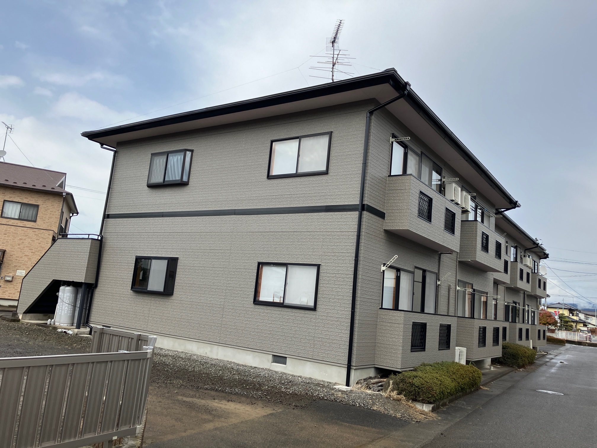 伊達市E様アパート塗装工事完了！ 07