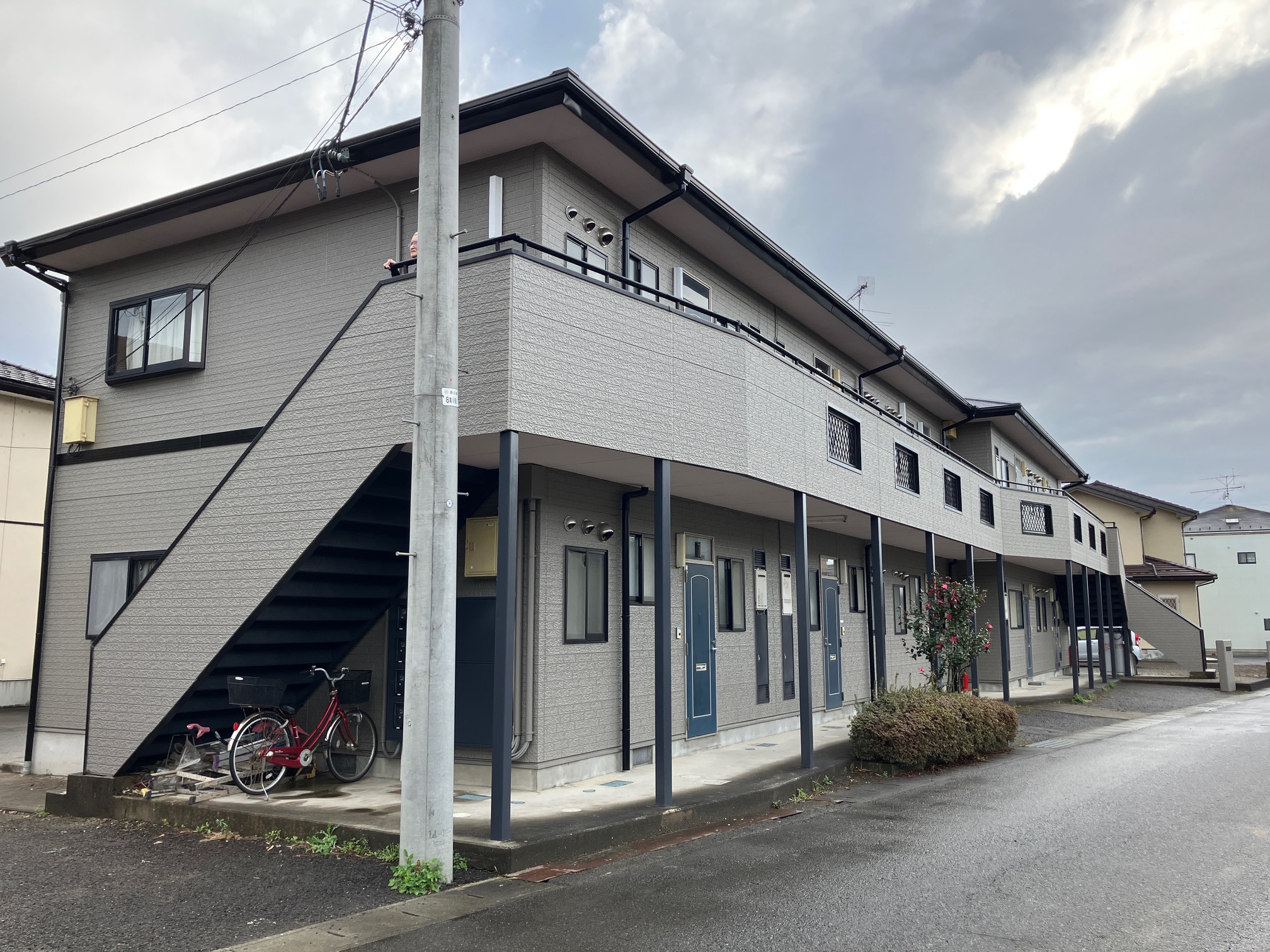 伊達市E様アパート塗装工事完了！