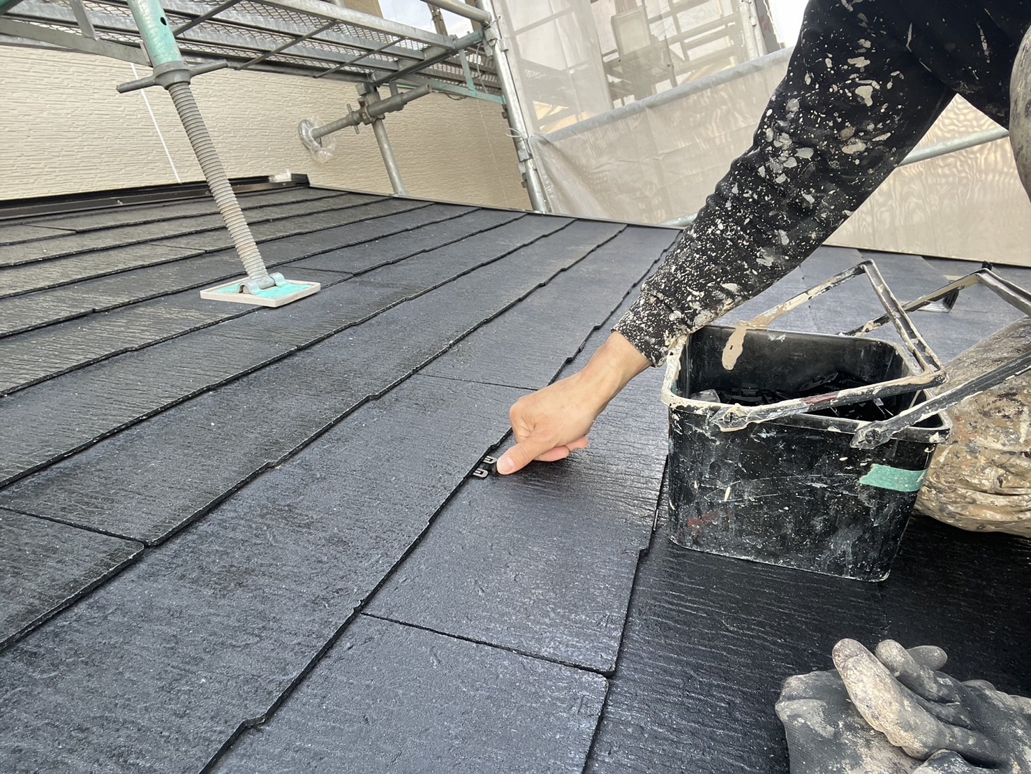【超詳解】コロニアル屋根塗装におけるタスペーサーの重要性と種類・特徴を徹底解説【福島市 株式会社美建】 02