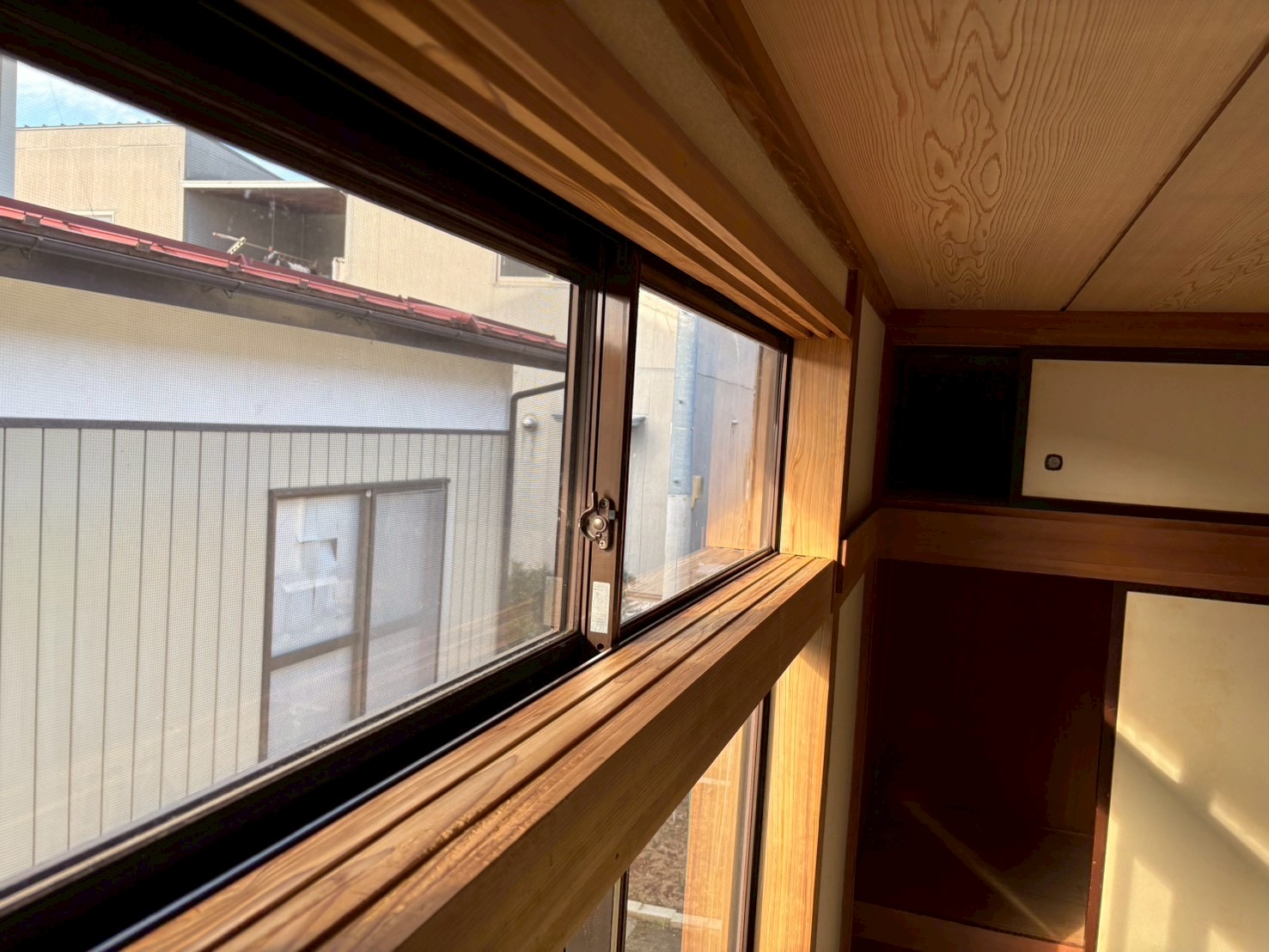 【伊達市T様貸家】内装塗装リフォーム完工レポート|カビ・ひび割れ・色褪せをプロの技術で徹底再生✨ 08