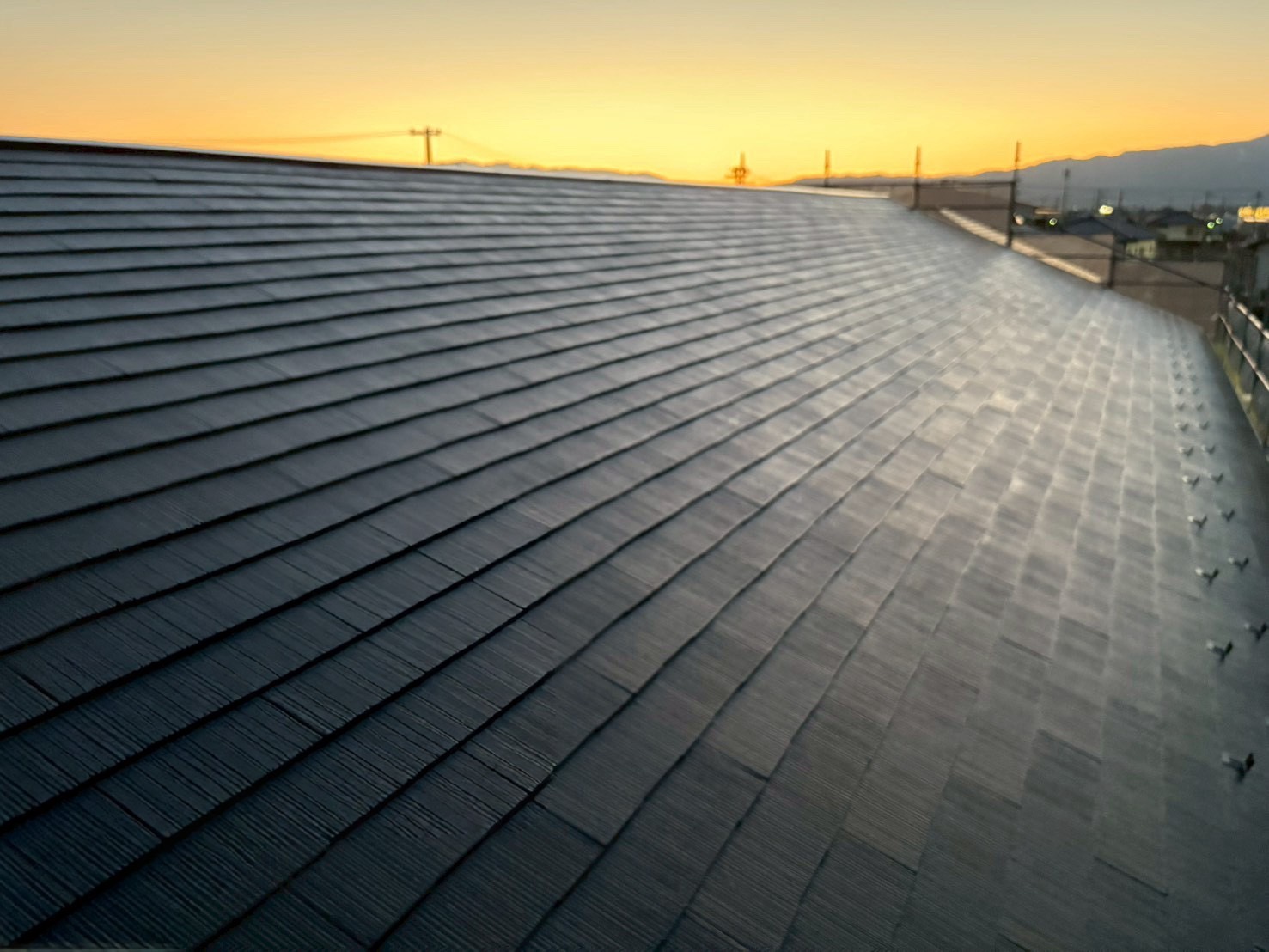 【伊達市M様アパート】屋根塗装工事が完了しました｜ラジカルシリコン塗装で耐久性を回復🏠