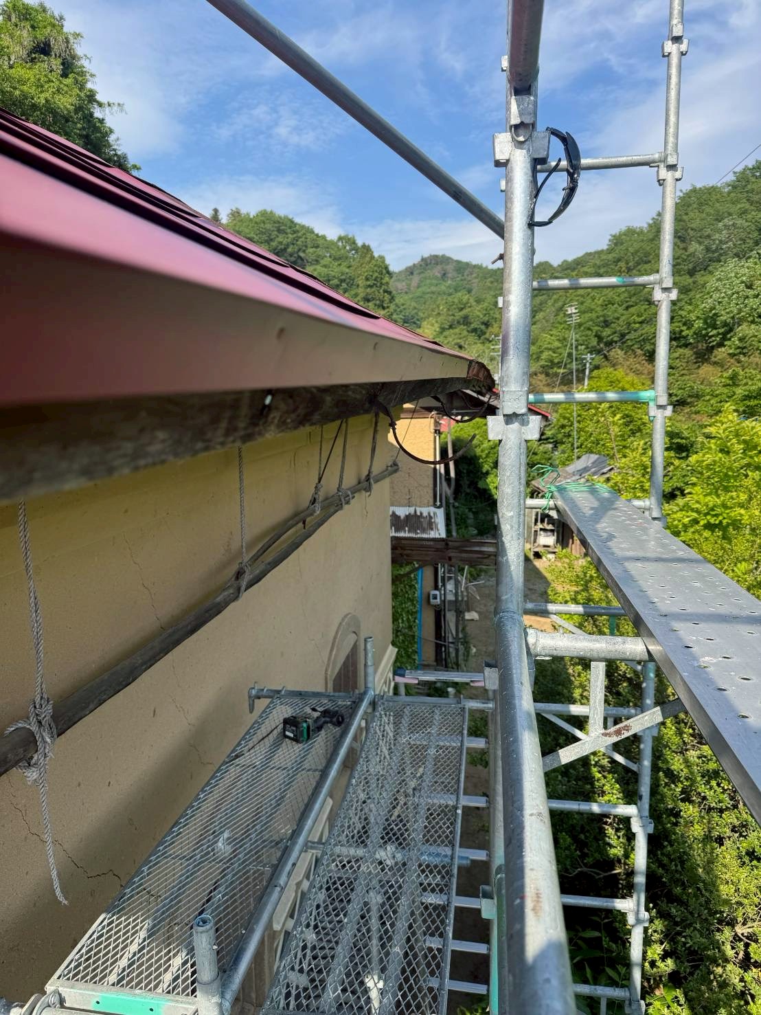 C様邸 屋根修繕工事が完了しました🏠✨｜強風被害による屋根補修工事【福島市】 06