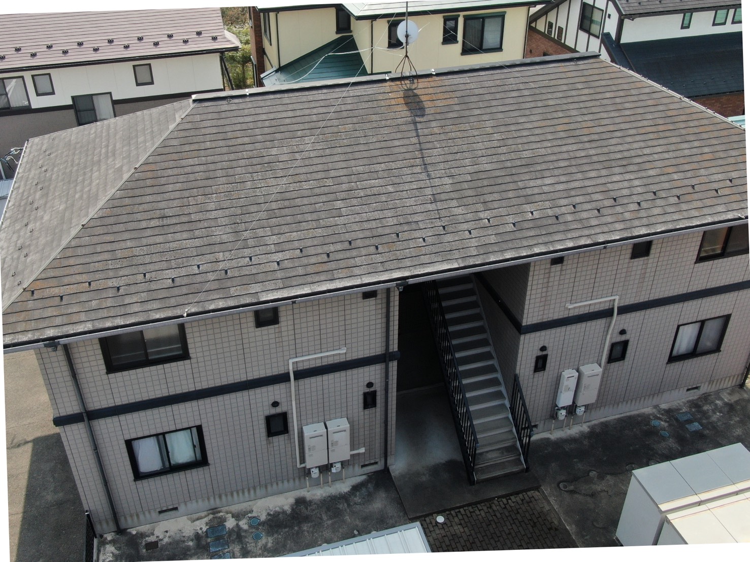 【福島市】K様アパート 屋根・外壁塗装工事が完了しました🏢✨|高級感のある上品な仕上がりになりました✨ 02