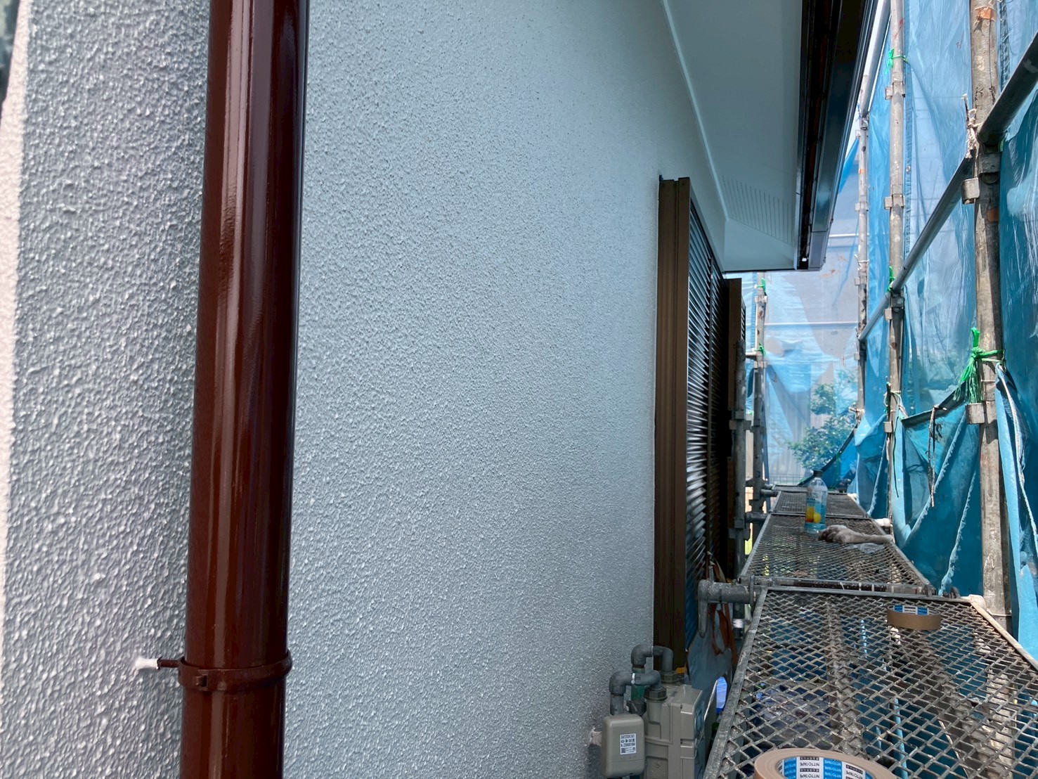 🏠✨【福島市S様邸】外壁塗装工事が完了しました!気になっていたクラック補修跡も美しく仕上がり、お客様にも大変ご満足いただきました😊【福島市|株式会社美建】 08