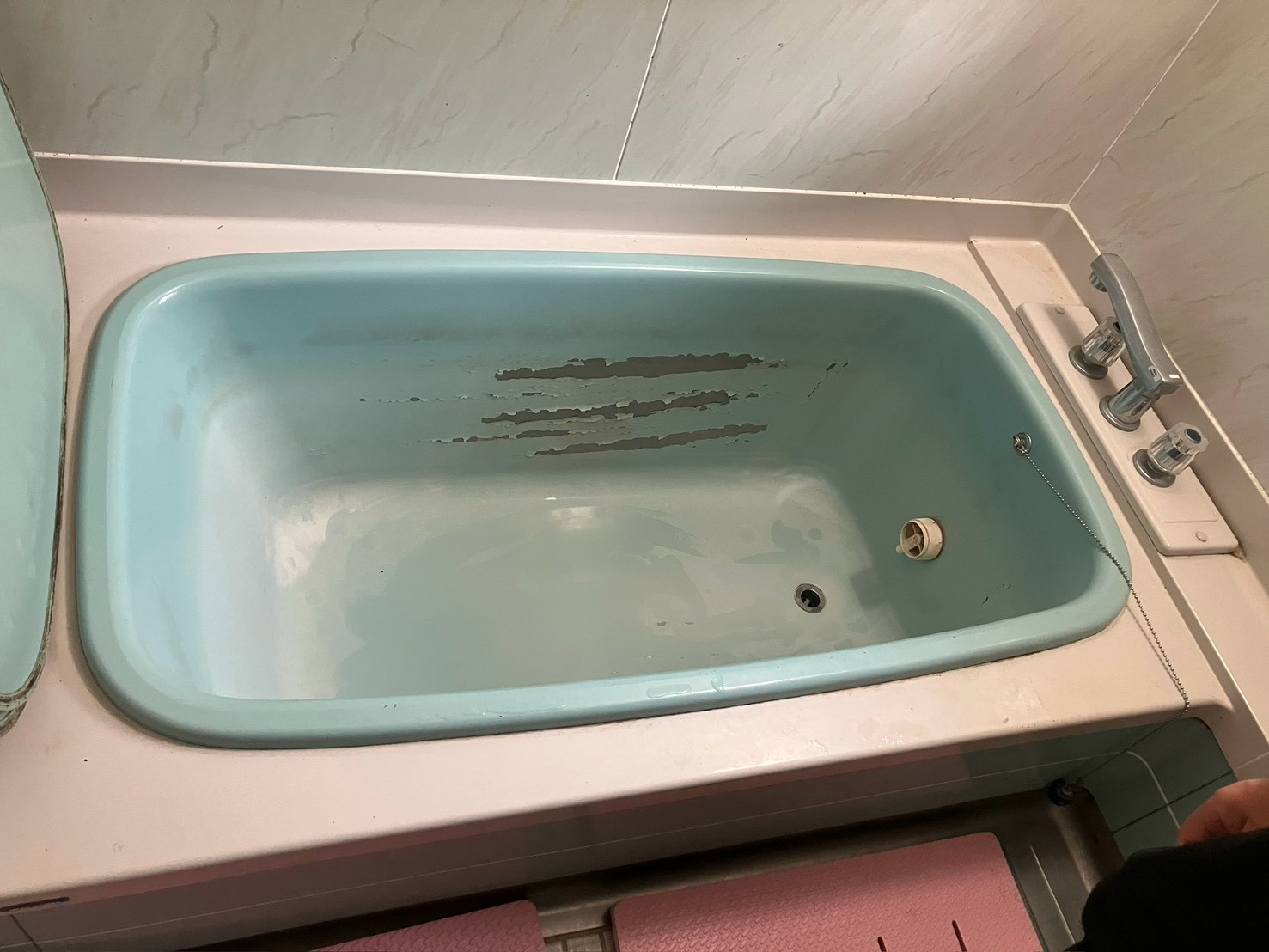 🛁【二本松市O様邸】浴槽塗装・浴室ガラス交換工事が完了！カラーステンレス浴槽の塗膜剥がれを再塗装【福島市・伊達市・伊達郡・二本松市｜株式会社美建】 02