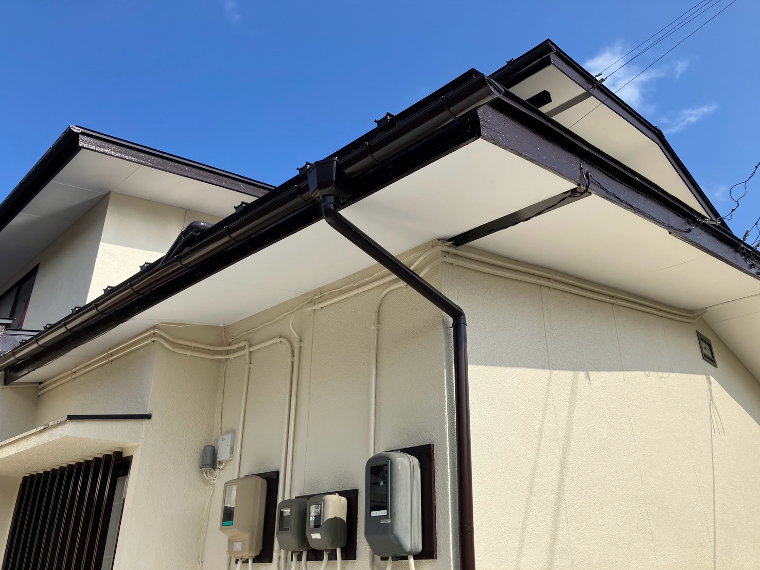 🏠✨福島市Y様邸 屋根・外壁塗装工事が完了しました!クラック補修&屋根専用無機塗料+トップコートで長持ちする住まいへ【株式会社美建】 10