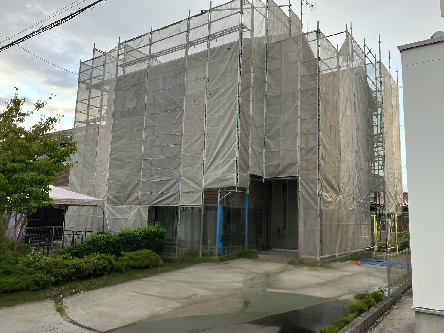 🏠【福島市Y様邸】屋根・外壁塗装工事がスタートしました！【福島市・伊達市・伊達郡・二本松市｜株式会社美建】 03